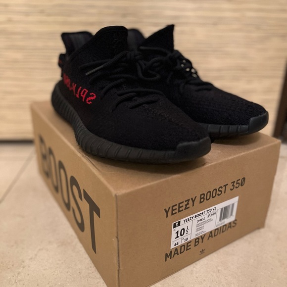 Yeezy Adidas Boost 350 V2 Bred - Picture 3 of 5